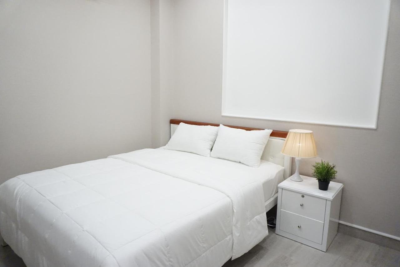 Watage Hostel Хошимін Екстер'єр фото